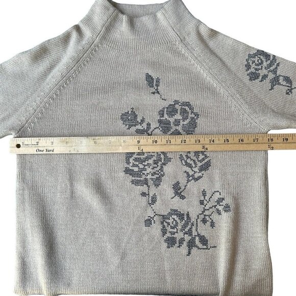 Creation Sweater Women's Size 4 Cowl Pullover Beige Floral Long Sleeve Knit - Picture 4 of 8